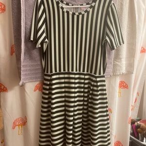 LuLaRoe Amelia Dress